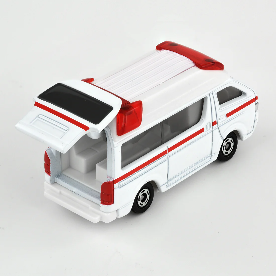 Toyota HiMedic Ambulance Core Tomica By Takara Tomica - Image 4