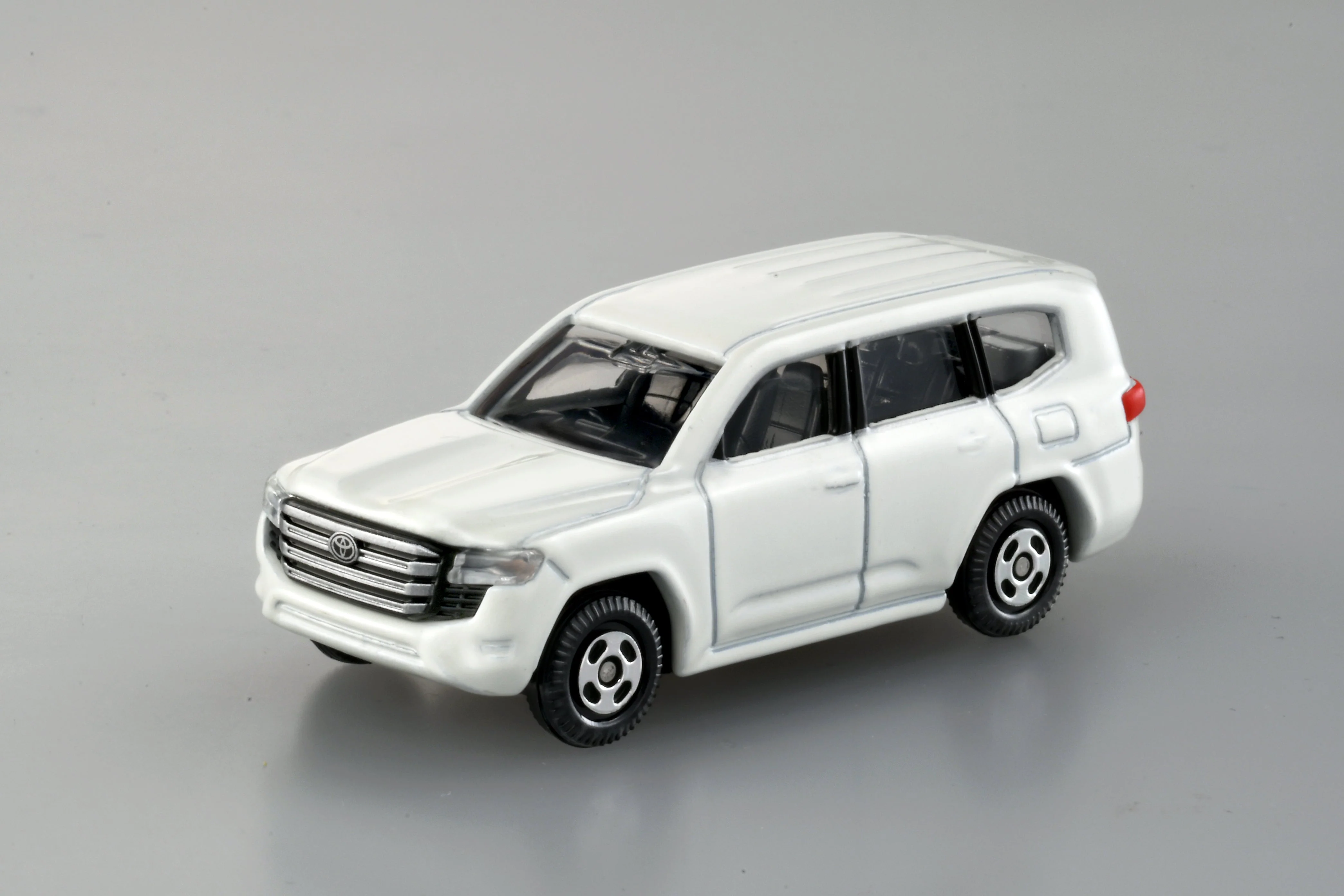 Toyota Land Cruiser Core Tomica By Takara Tomica - Image 3