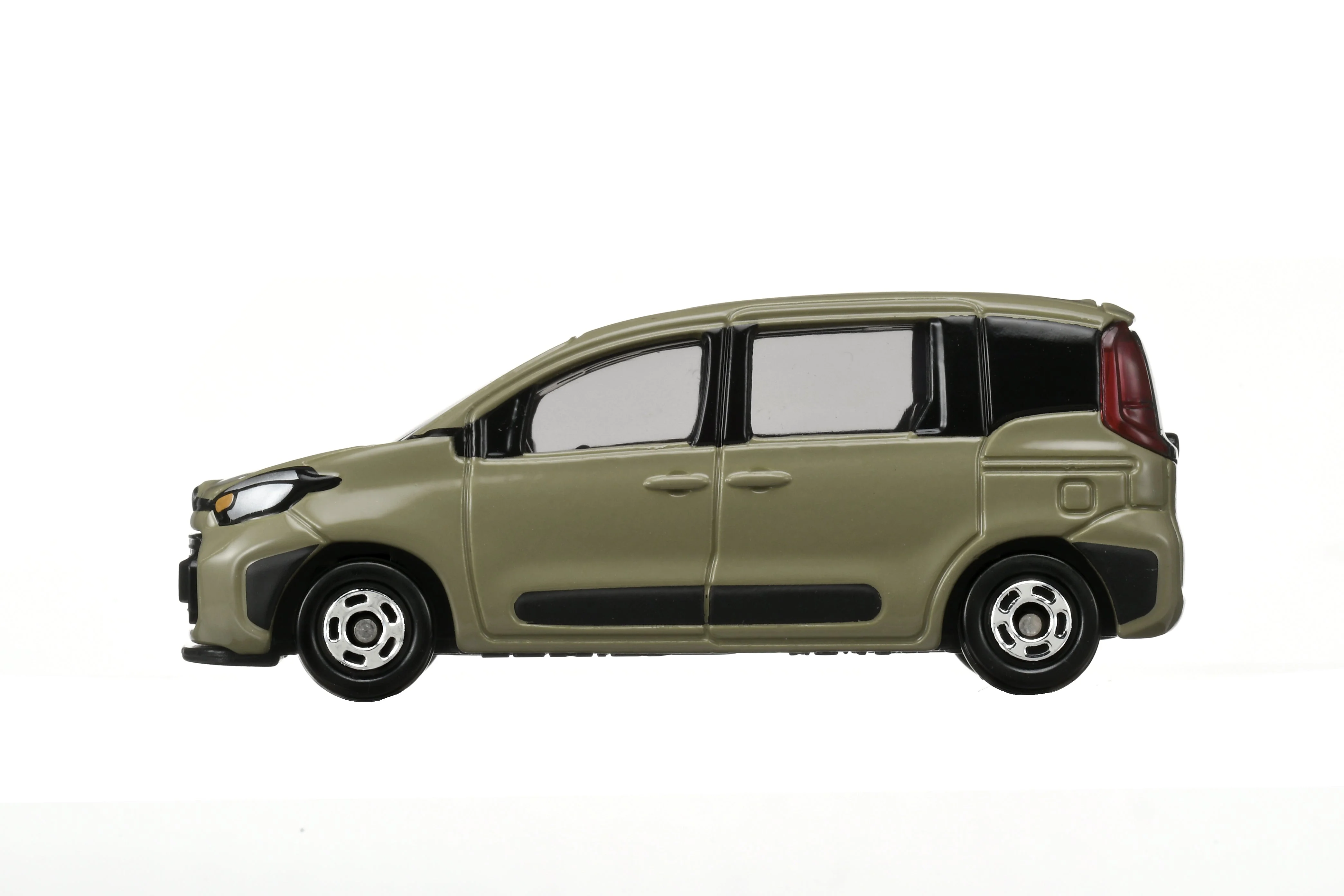 Toyota Sienta Core Tomica By Takara Tomica - Image 2