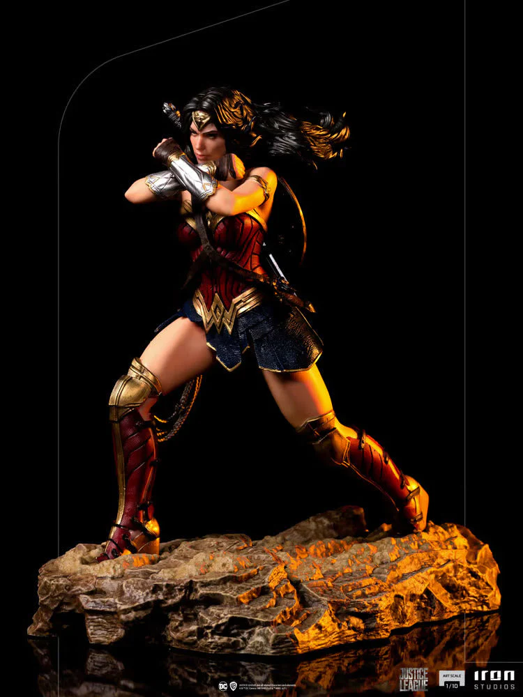 Zack Snyder's Justice League - Wonder Woman Bds Art Scale 1/10 Statue By Iron Studios - Image 2